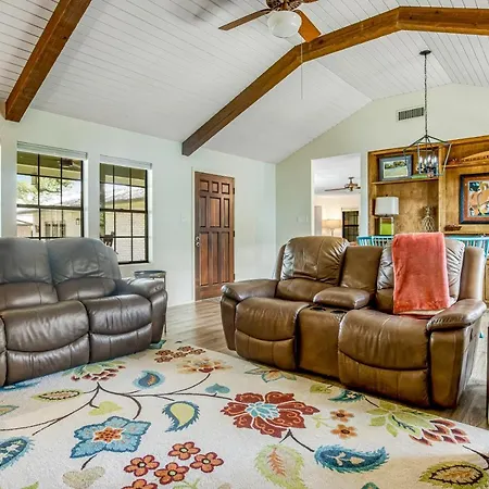 Cherry Oak Getaway